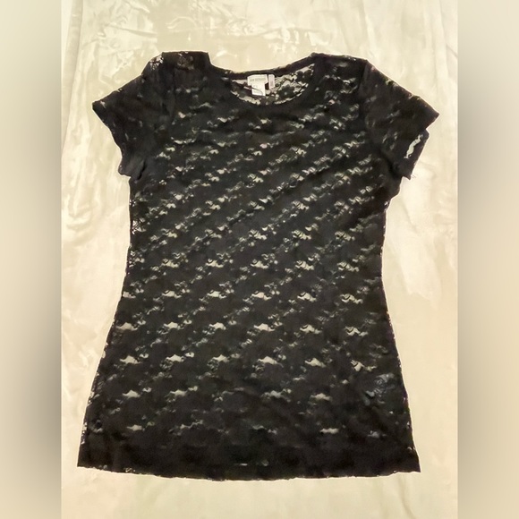 Women black lace top. - Picture 1 of 3